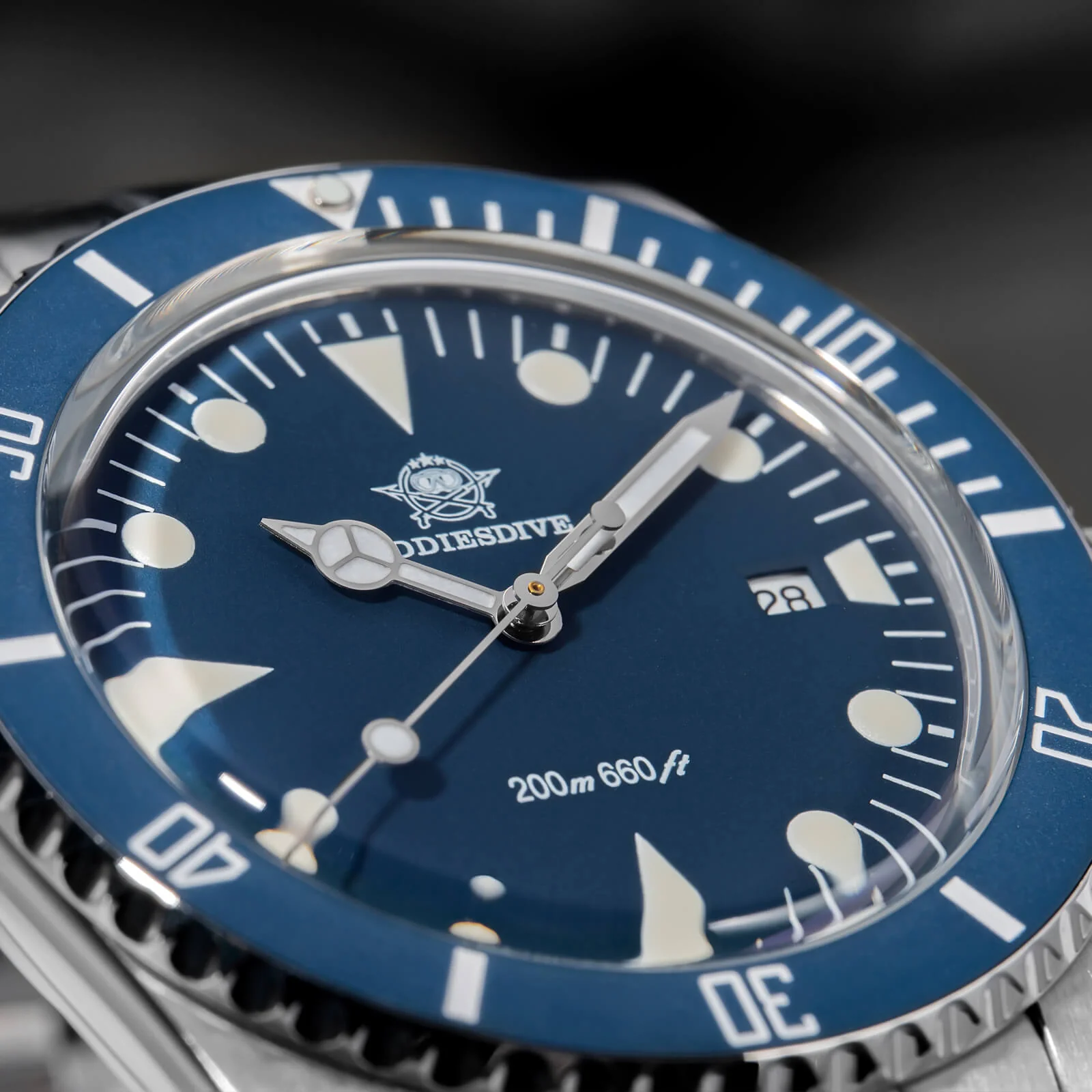 ADDIESDIVE 39mm Quartz Watch with Bi-directional Rotating Bezel AD2068 - Image 21