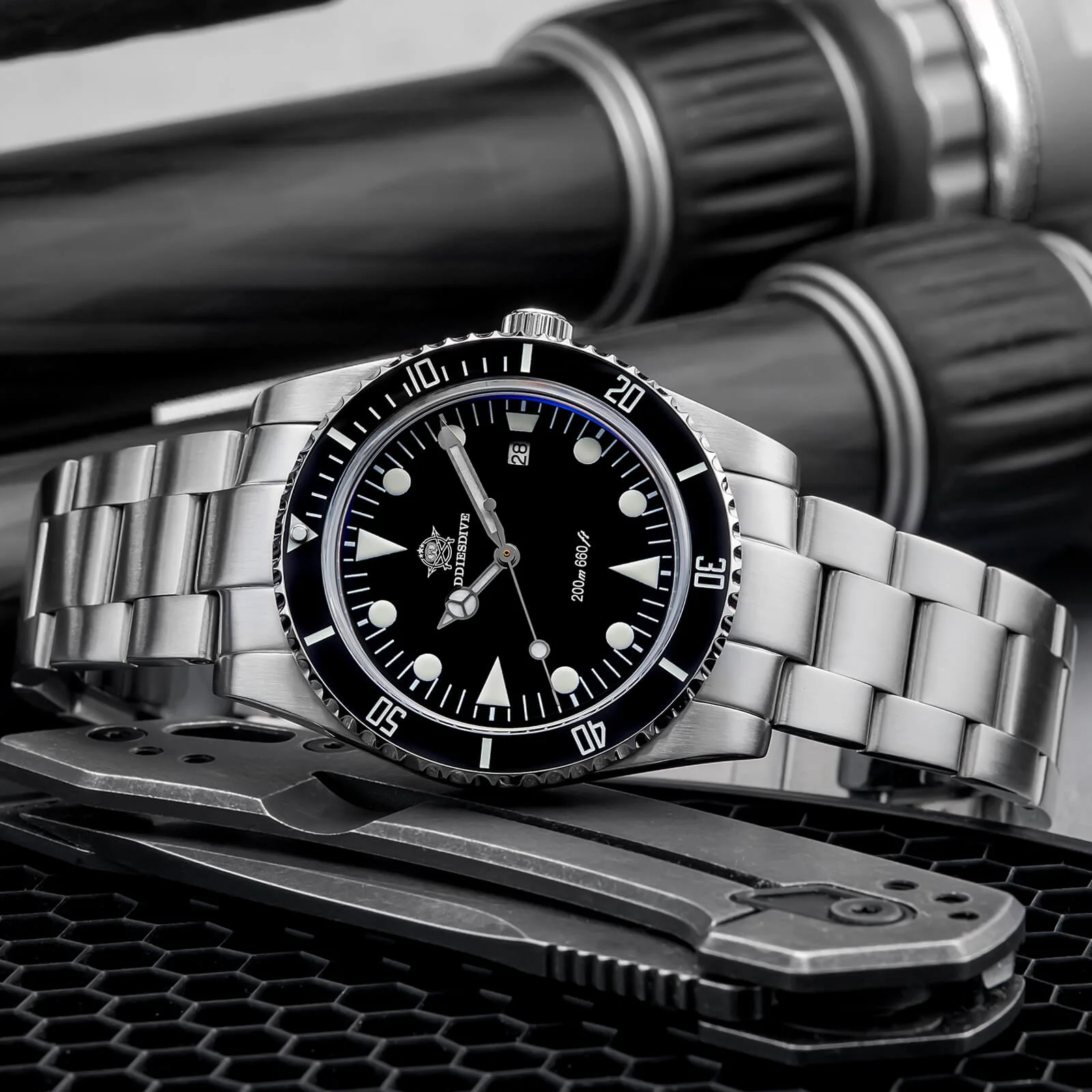 ADDIESDIVE 39mm Quartz Watch with Bi-directional Rotating Bezel AD2068 - Image 7