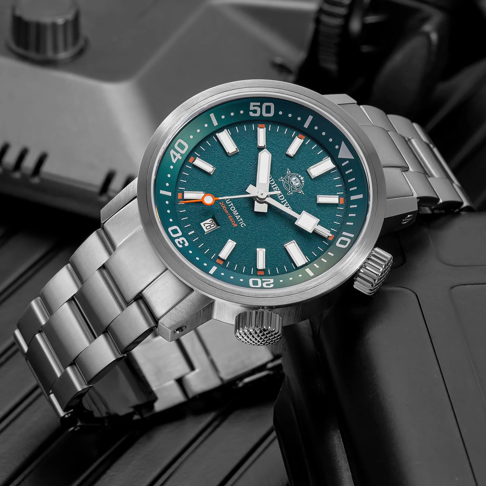 Addiesdive Diver’s Automatic Watch with Internal Rotating Bezel AD2541 - Image 4
