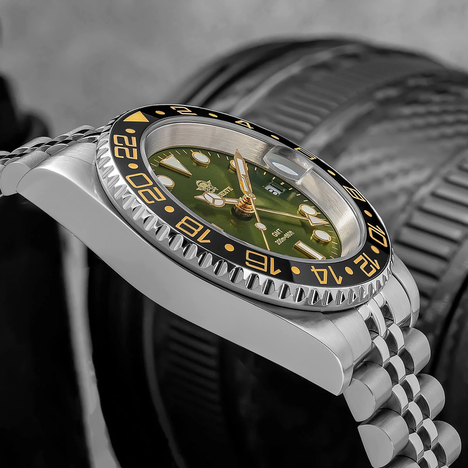 🔥Anniversary Sale🔥ADDIESDIVE Water Ghost Luxury Dive Watch GMT Quartz Watch AD2050-with Calendar - Image 25