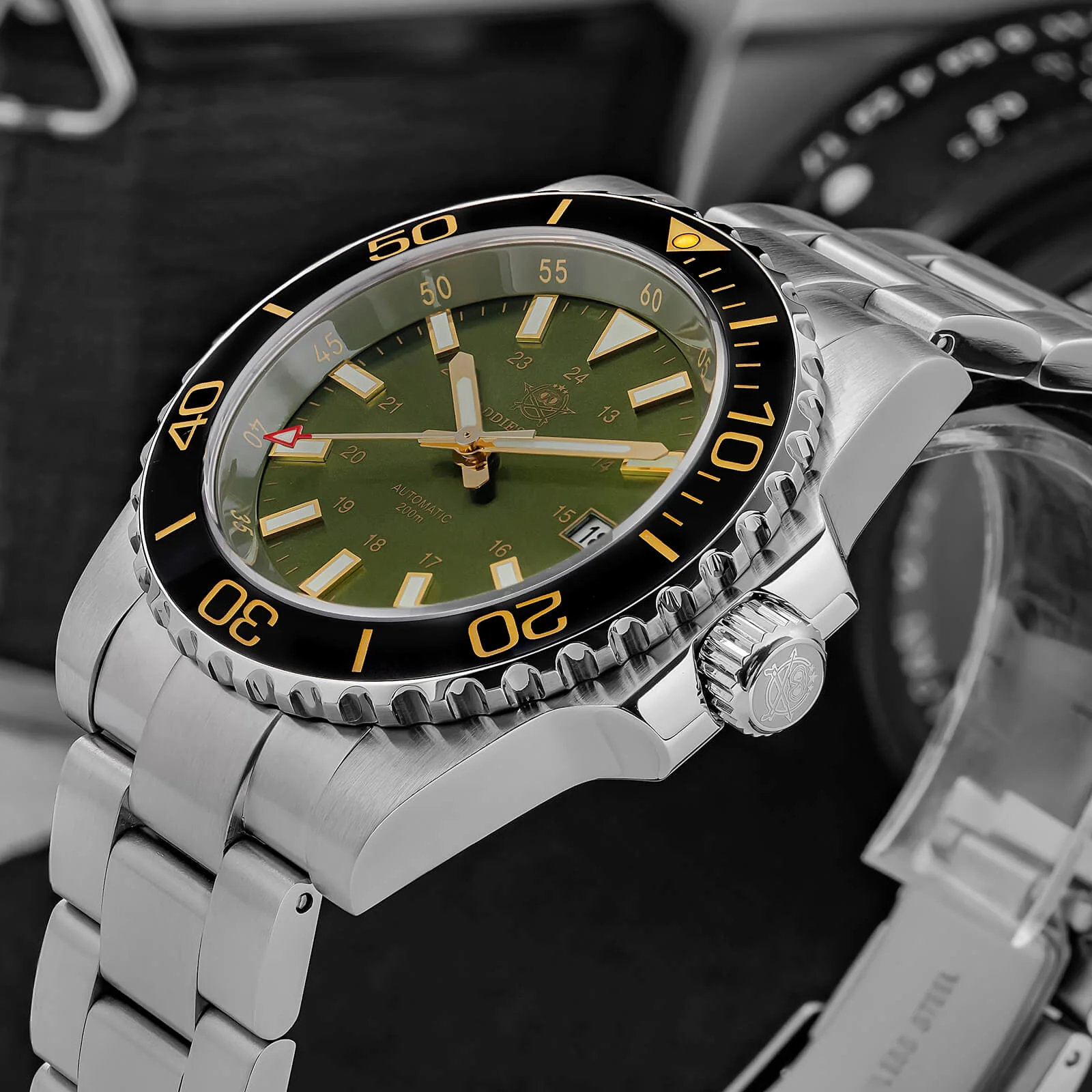 ADDIESDIVE Retro Baton Hand Sub 8215 Dive Watch AD2504 - Image 27