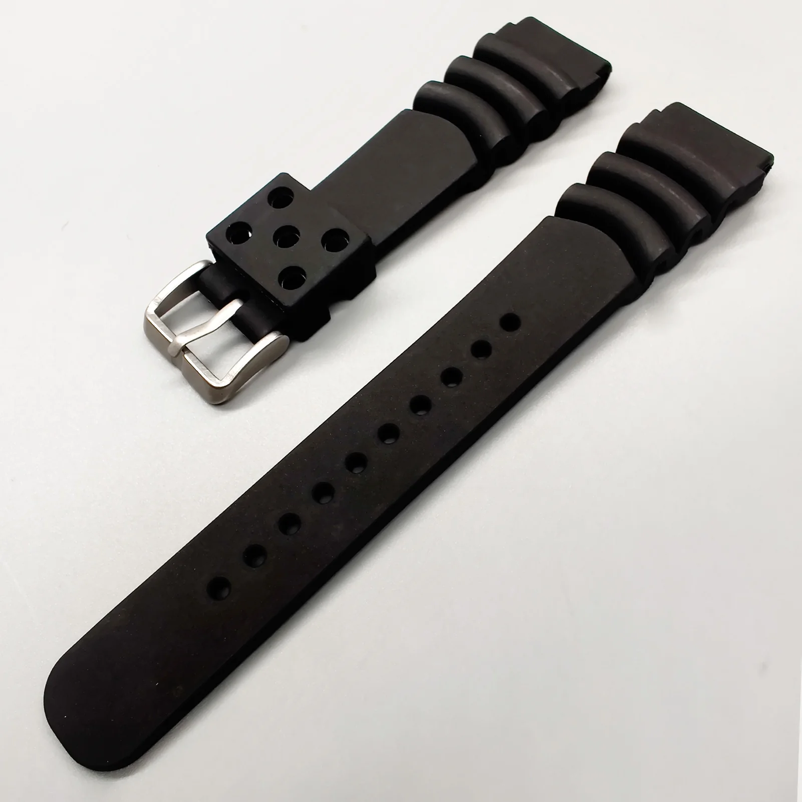 ADDIESDIVE Silicone Watch Strap For Men Diver Watches Black 20mm 22mm - Image 3