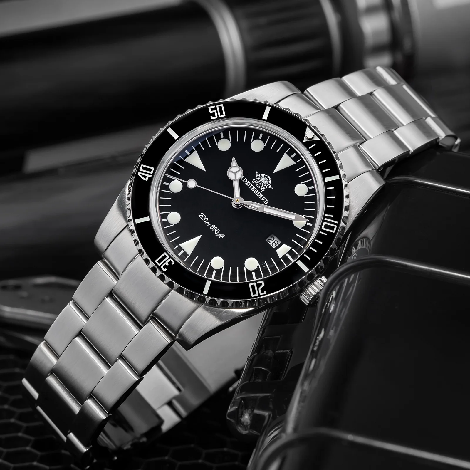 U.S. Warehouse -ADDIESDIVE 39mm Quartz Watch with Bi-directional Rotating Bezel AD2068 - Image 6
