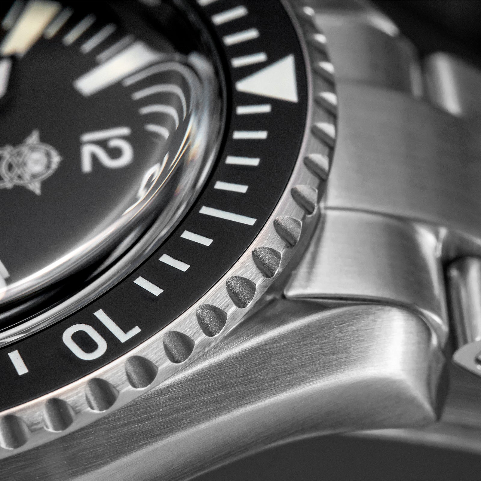 U.S. Warehouse-ADDIESDIVE Sharkmaster 300 Automatic Dive Watch AD2056 - Image 6